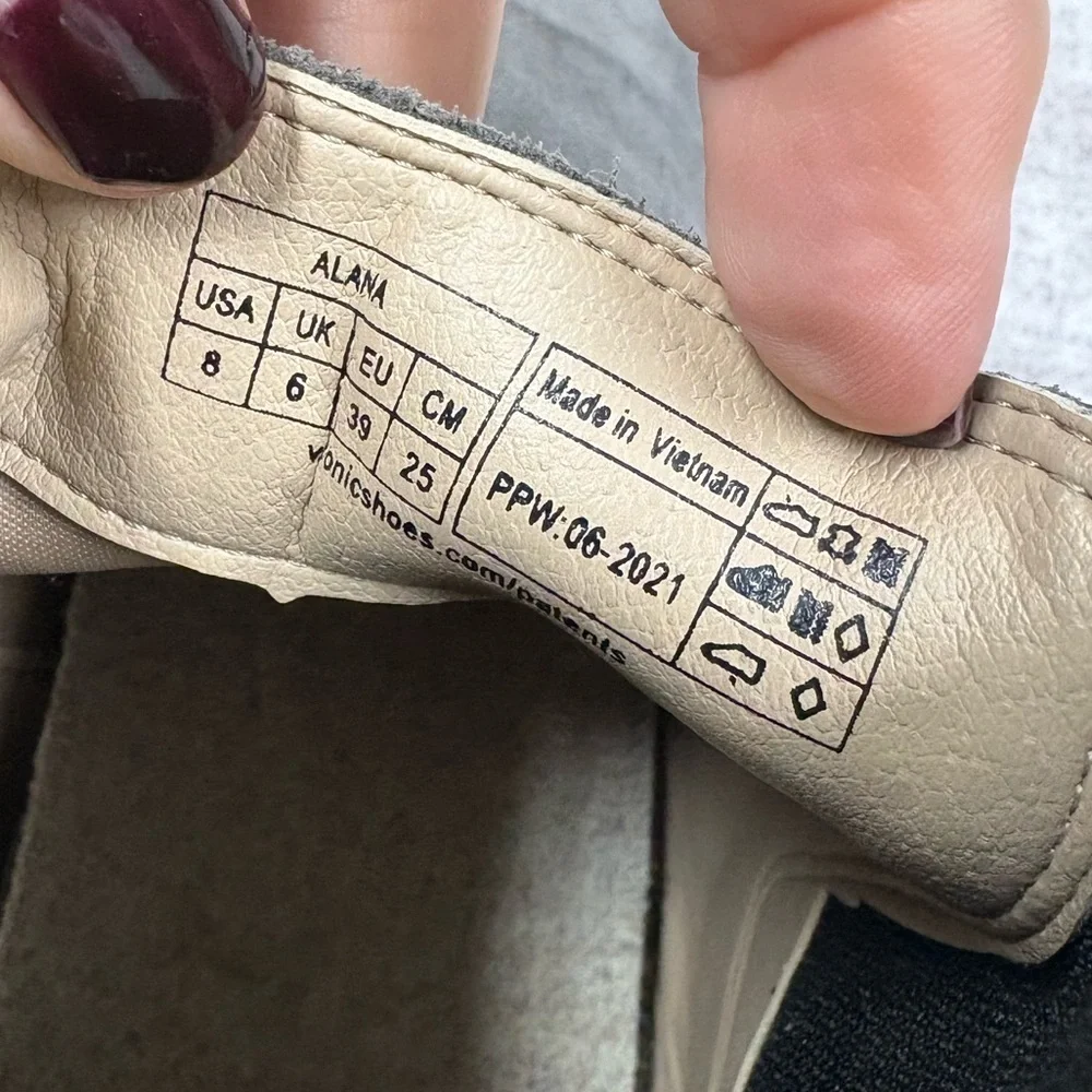 Vionic Women’s Alana Suede Bootie Sz 8 Gray Chelsea Slip On Comfort Neutral - Picture 7 of 8